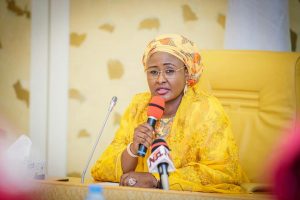 2023: Aisha Buhari under fire for inviting Tinubu, Osinbajo, Wike, others for dinner