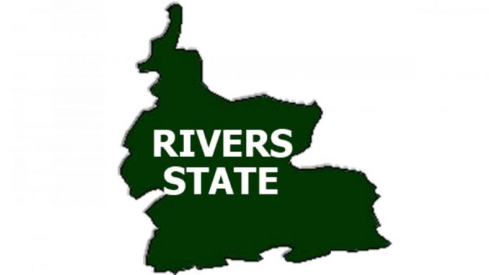 Residents harvest dead fishes as oil explosion kills 2 in Rivers