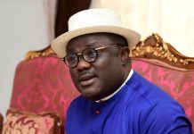 ‘Pay Our Salaries Before You Leave Office’, Cross River Sweepers Tell Ayade