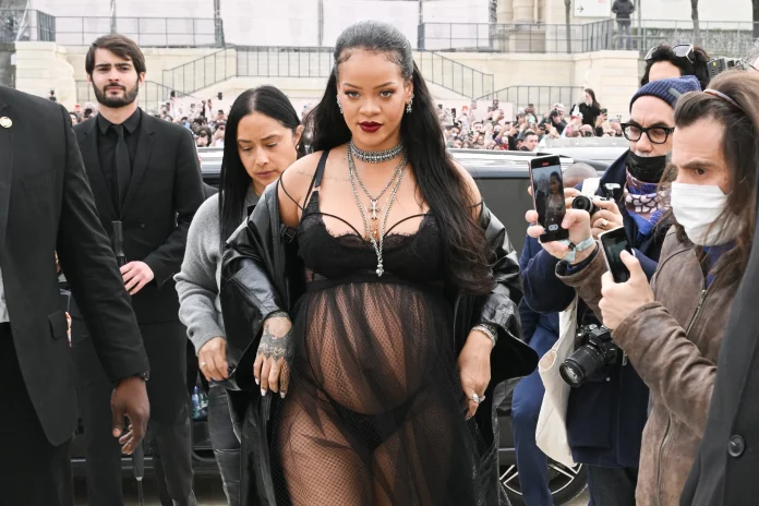 Rihanna Gives Birth to Baby Boy