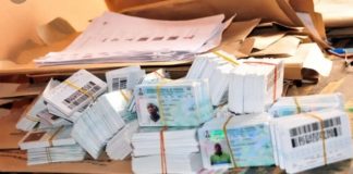 INEC staff was seen on camera in Enugu State collecting N1,000 to distribute PVCs