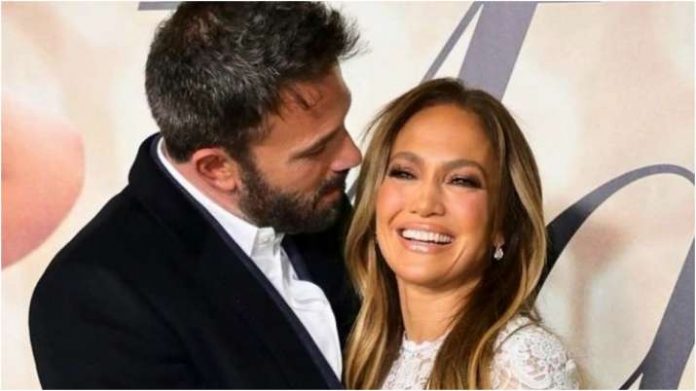 Jennifer Lopez Marries Ben Affleck, Her 4th Husband, Changes Last Name (Photos)