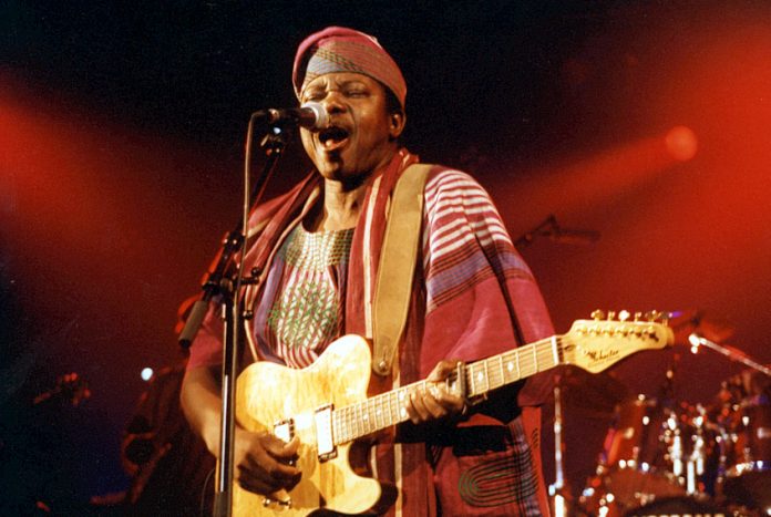 King Sunny Ade finally agrees to meet alleged daughter, Ayeni