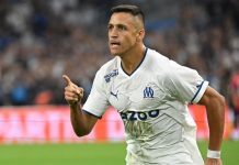 Alexis Sanchez in shock move to Arsenal