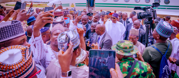 Buhari arrives Katsina after handing over