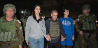 U.S. hostages, a mother and daughter, released by Hamas