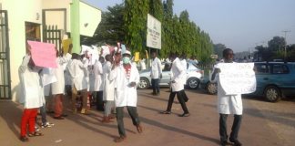 Benue University suspends all 200-600 level medical students over protest to govt house