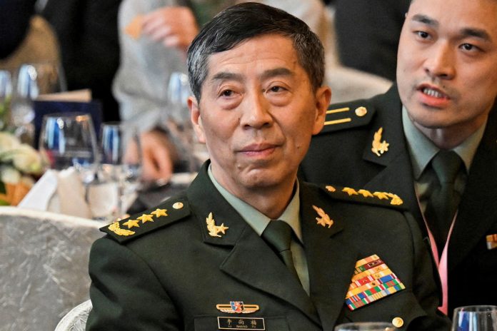 China dismisses defence minister