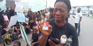 Igboh Etche Women Protest Son Abductions at Rivers State Government House