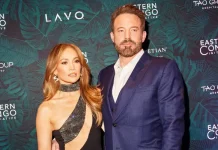 Jennifer Lopez files for divorce from Ben Affleck