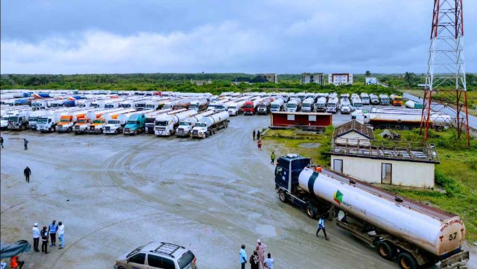 300 Trucks in Dangote Refinery to Lift petrol on Sunday — NNPC