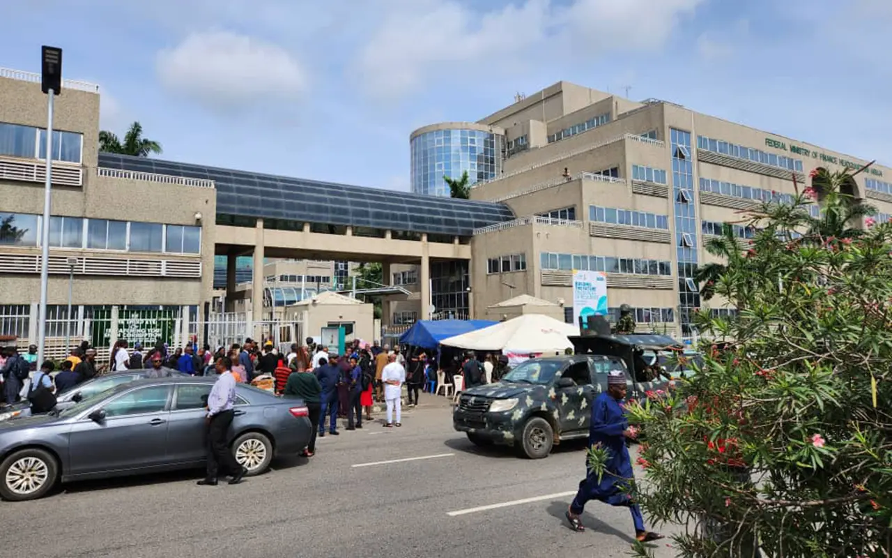 Defence HQ Orders Retired Soldiers to Vacate Finance Ministry in Abuja