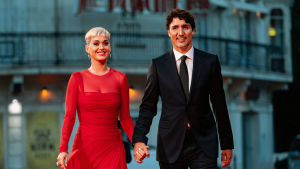 53189-katy-perry-and-justin-trudeau-make-first-public-appearance-as-couple-in-paris.jpg-300x169 Katy Perry and Canadian Prime Minister Confirm Relationship in Paris After Weeks of Rumours