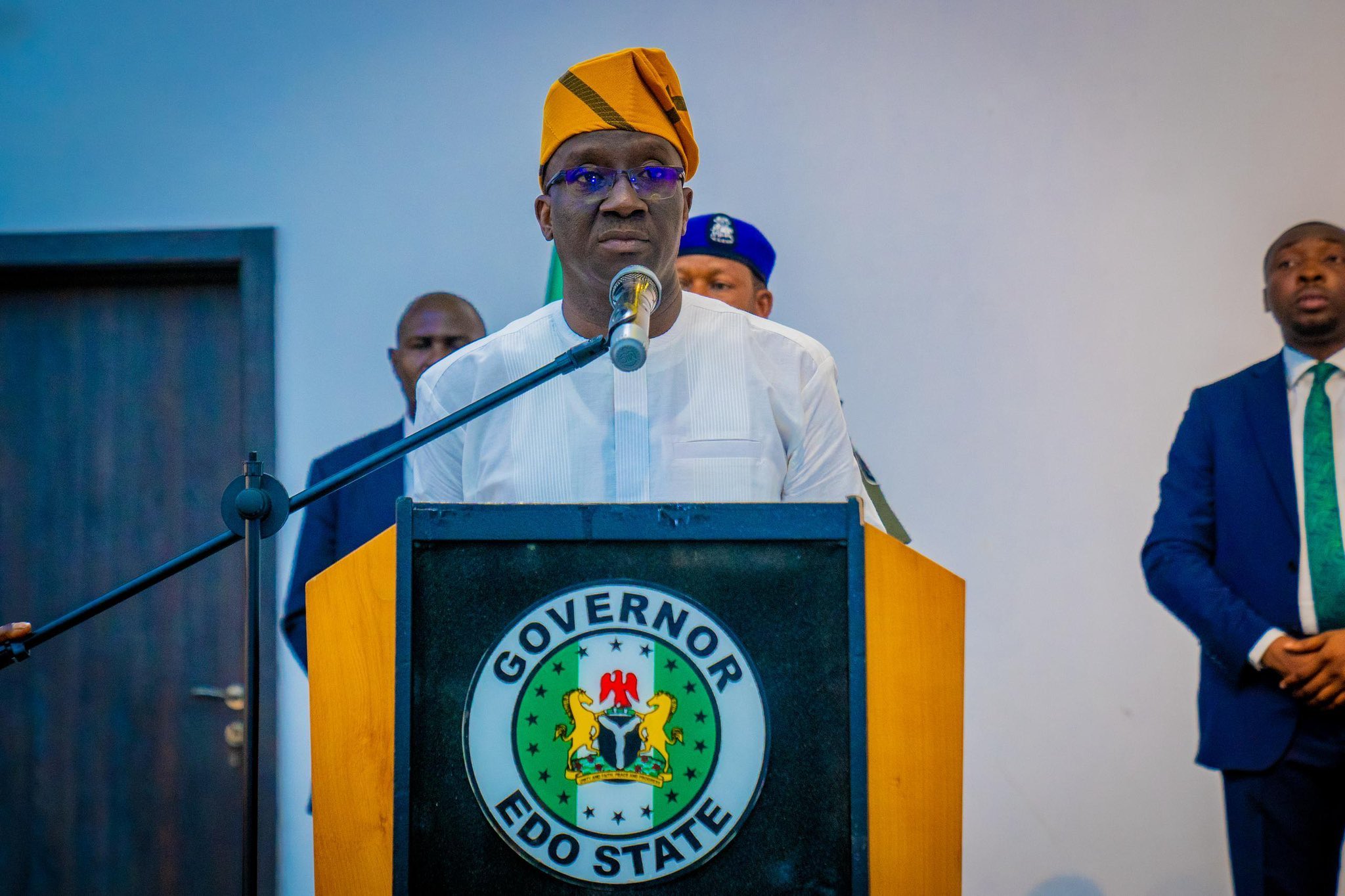 Governor Okpebholo Orders Edo Cabinet to Wear Asiwaju Cap to Executive Meetings