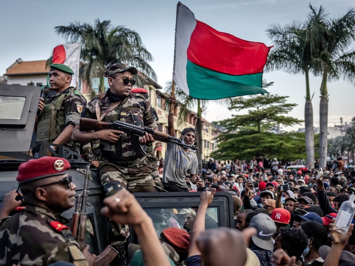 Madagascar Military Coup: Youths Rise, Soldiers Take Over, New Leader Announced (VIDEO)