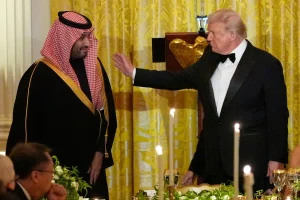 asset_aeb55ed8-cd16-5e92-b16e-a76c07dd3478-300x200 Cristiano Ronaldo Joins Trump at White House Dinner with Saudi Crown Prince