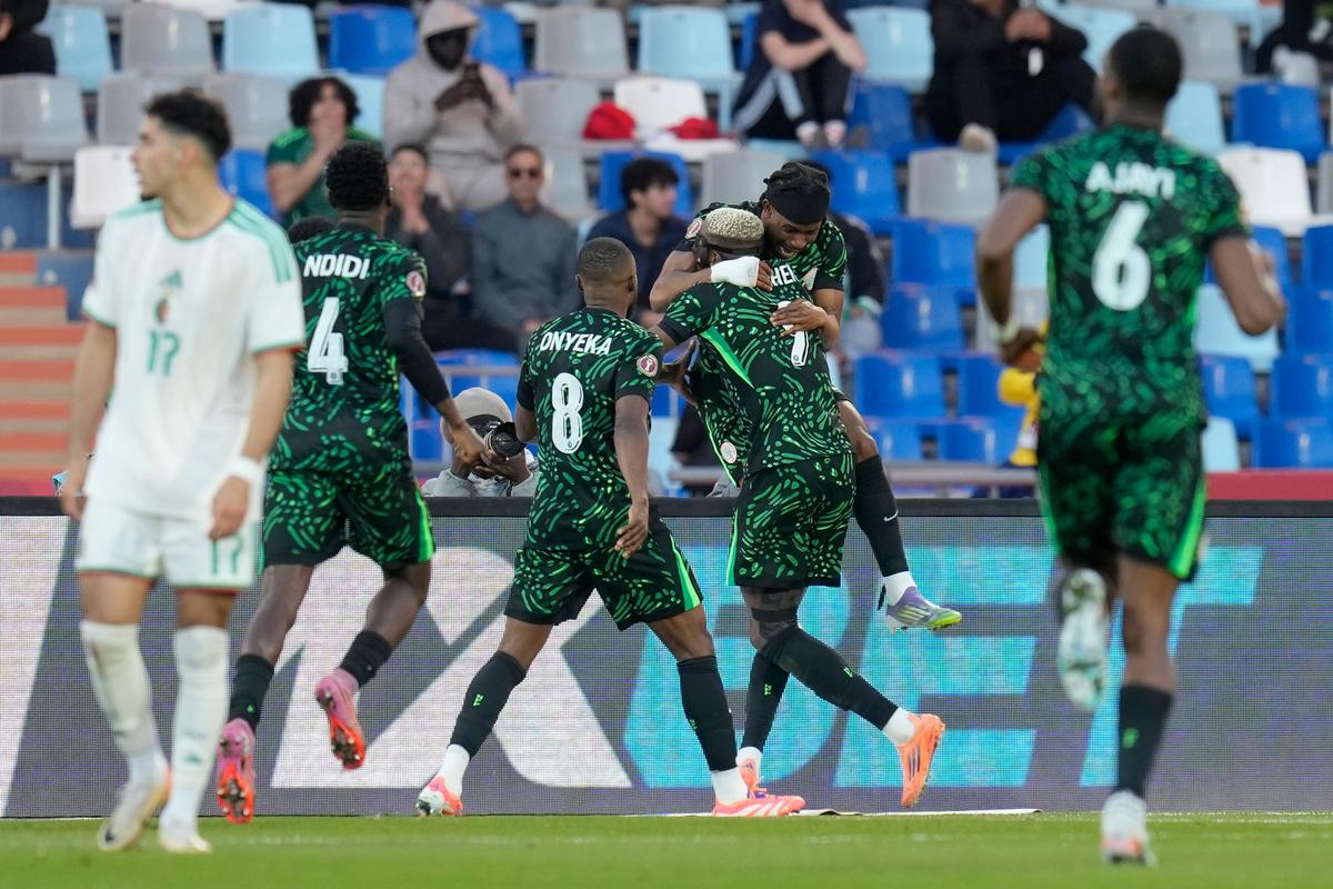 Nigeria Beat Algeria to Reach AFCON Semi-Finals as Akor Adams Pays Tribute to ‘Lumumba’ Superfan