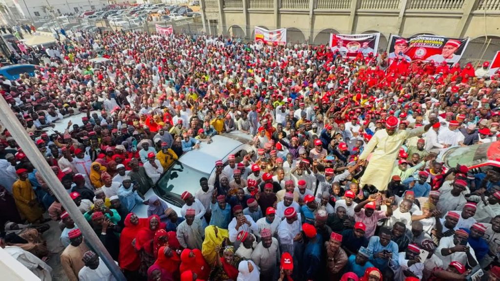Kwankwaso Receives Solidarity Visit in Kano as Supporters Rally After Governor Yusuf’s Defection
