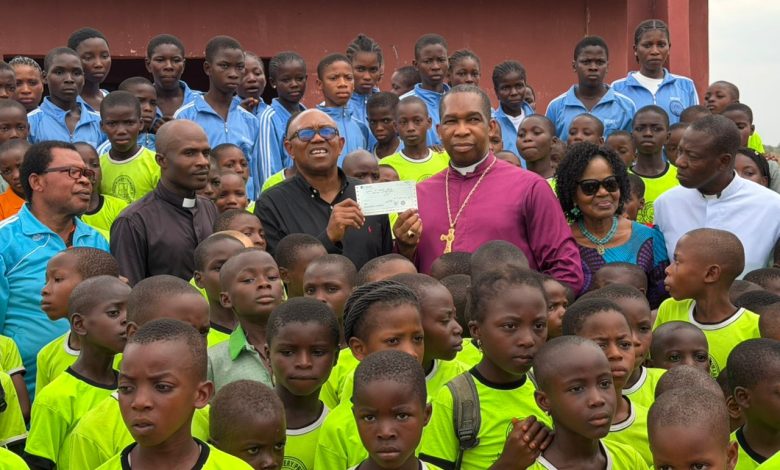 Peter Obi Donates ₦10m to Western Academy in Anambra Community to Boost Education